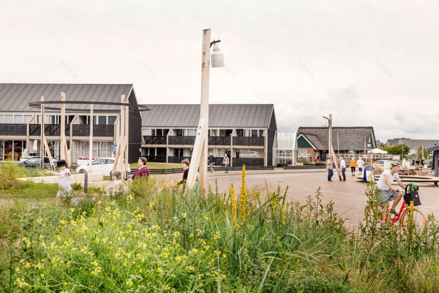 历史砖墙重塑丹麦 Fanø Bad 海滨小镇-17