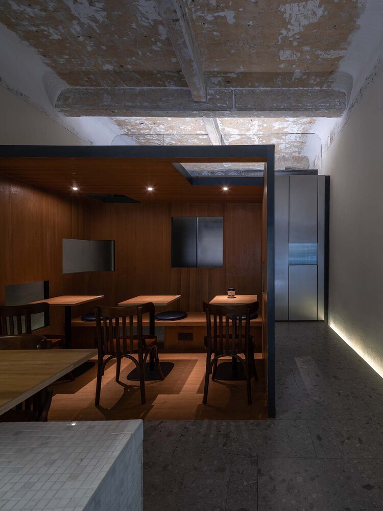 广州 Qualia 咖啡厅丨中国广州丨水边工作室-14