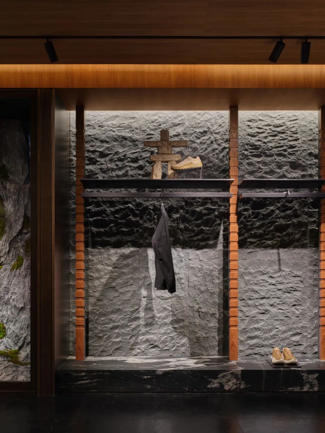 从岩壁出发，走向极境之境——始祖鸟ARCLOUNGE-17