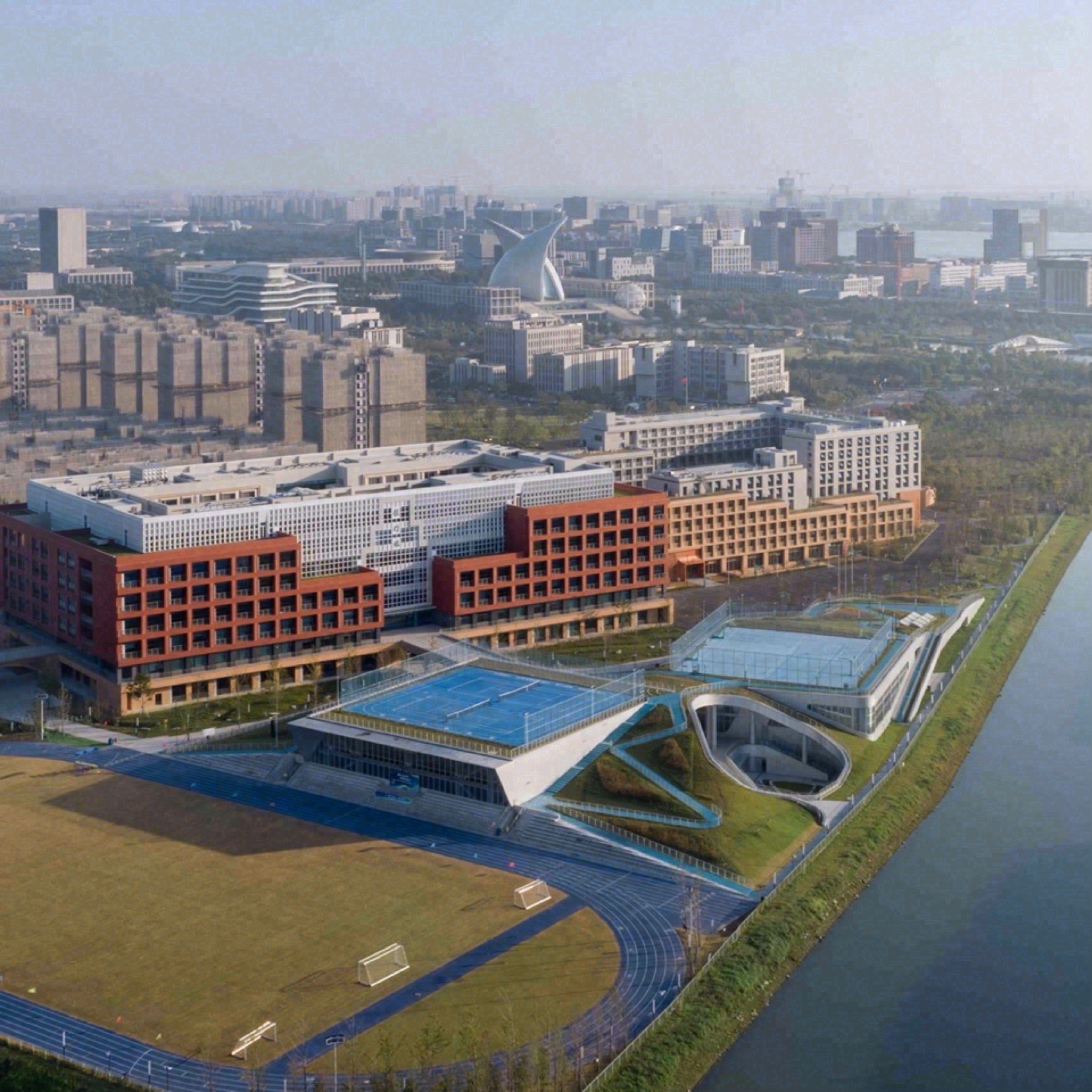 上海中学东校丨中国上海丨c+d设计中心-19