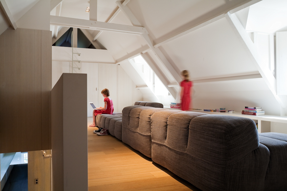 翻新乡村住宅,简约设计营造宁静氛围-11