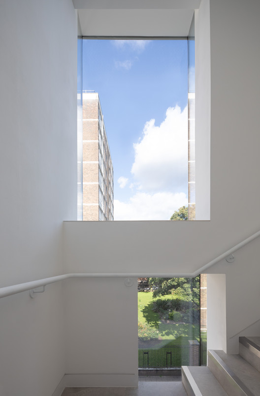 伦敦创意公寓楼-20