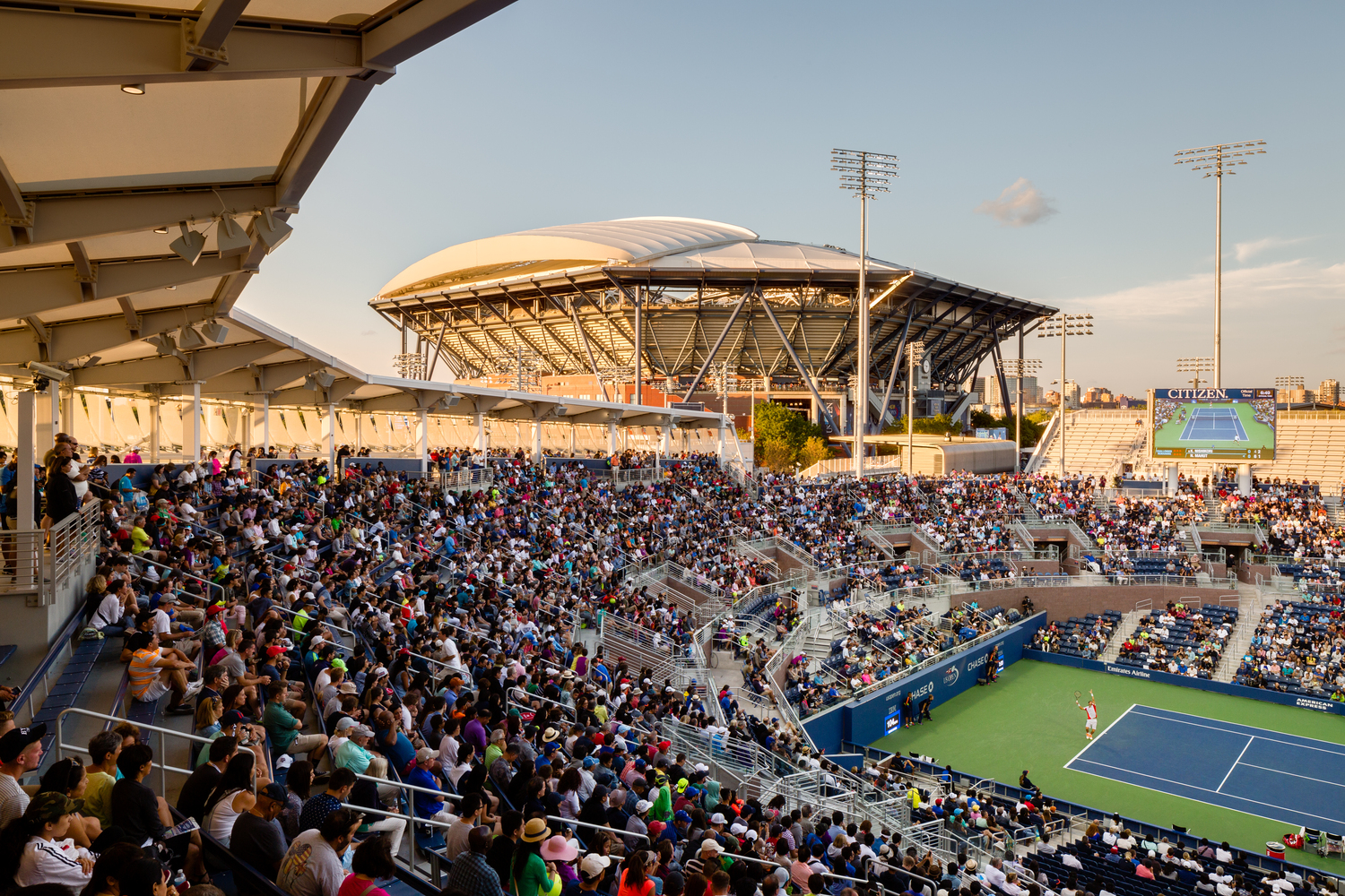 Grandstand Stadium 室内设计亮点与评价-12