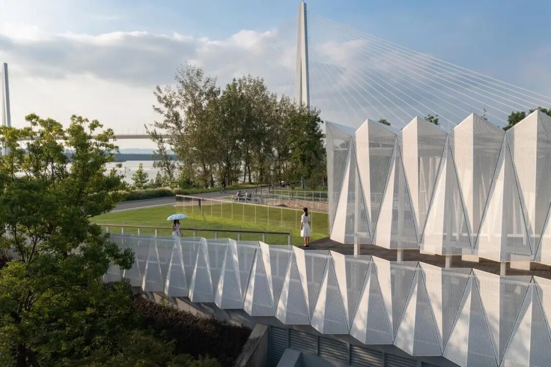 从功能至上到融入公共生活——南京江心洲排涝泵站-66