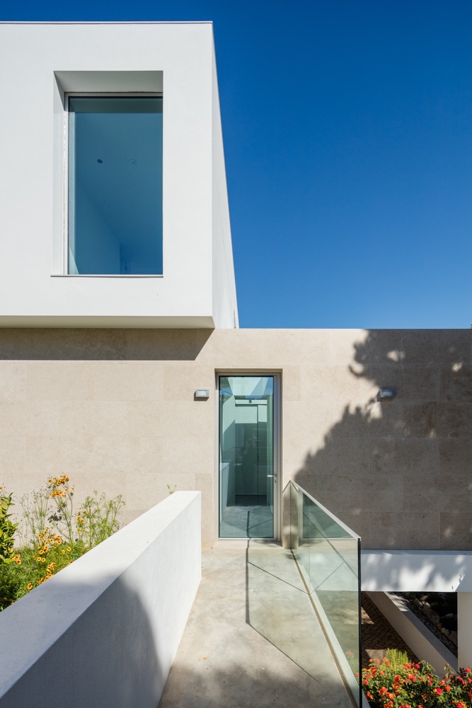 葡萄牙奥比多斯“绿意盎然”现代别墅-67