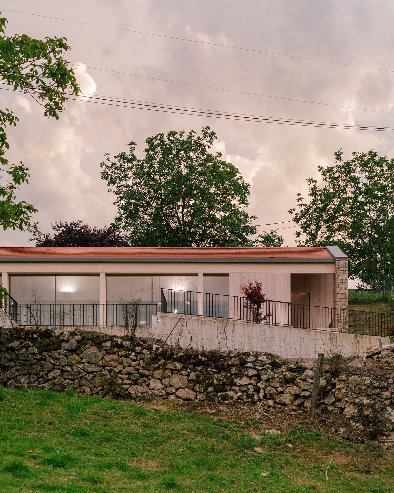 融合传统与当代的西班牙乡村别墅设计-45