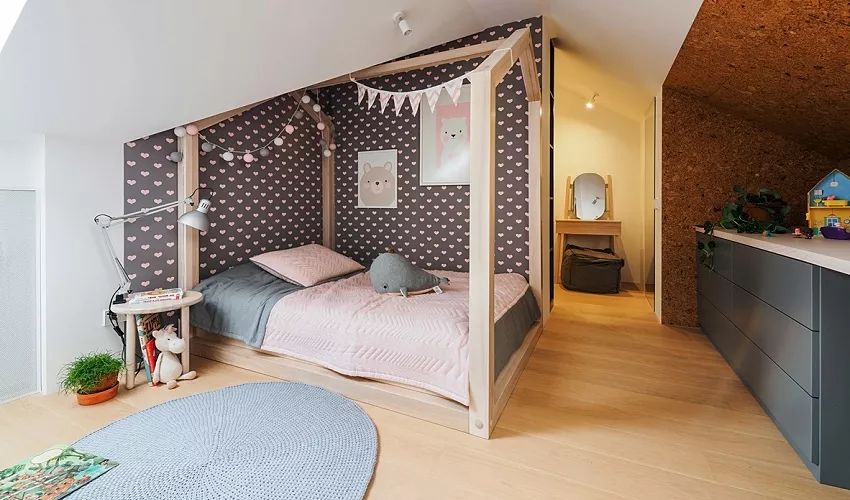 俄罗斯 104 平米亲子宅 | 二楼变游乐场,打造活力家居空间-5