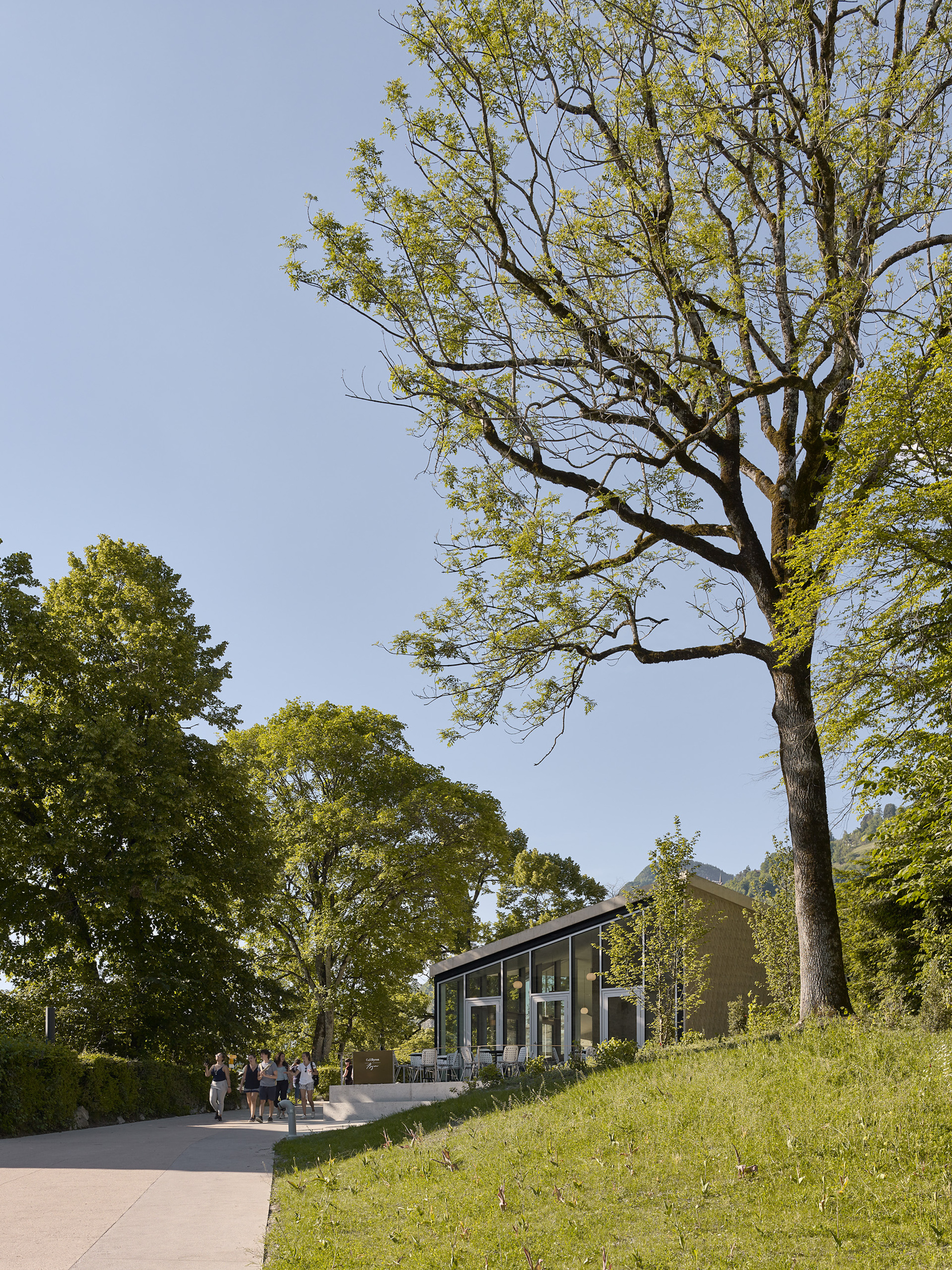 Jardin Anglais Cafe Pavilion / Dreier Frenzel Architecture + Communication-21