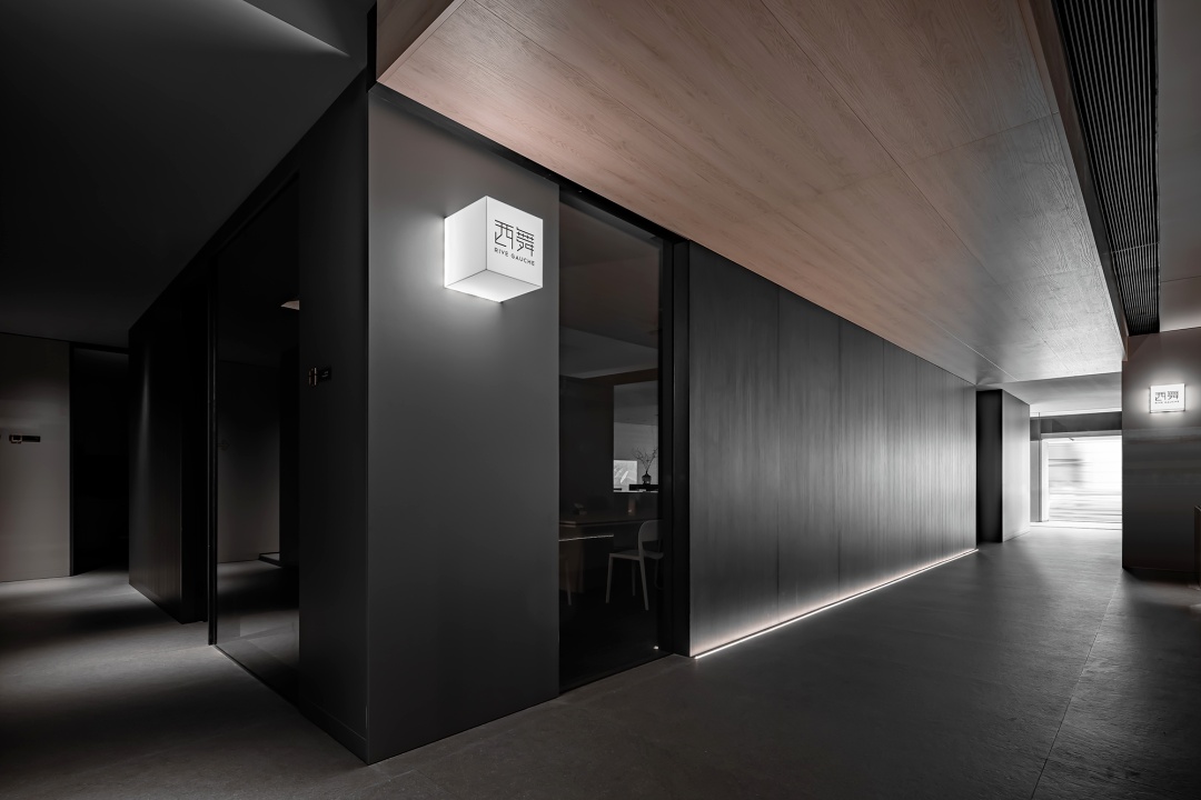 西舞定制佛山总部店丨中国佛山丨墨象设计-52