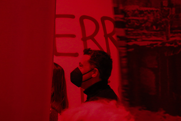 回声，一座城市的反射（注：refle·os推测应为reflejos，西班牙语反射、反响之意） -53