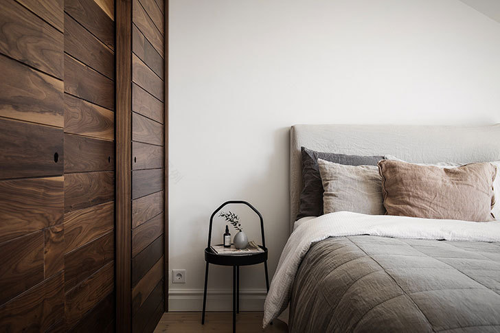 斯德哥尔摩顶层坡顶公寓,独特温馨的空间设计-19