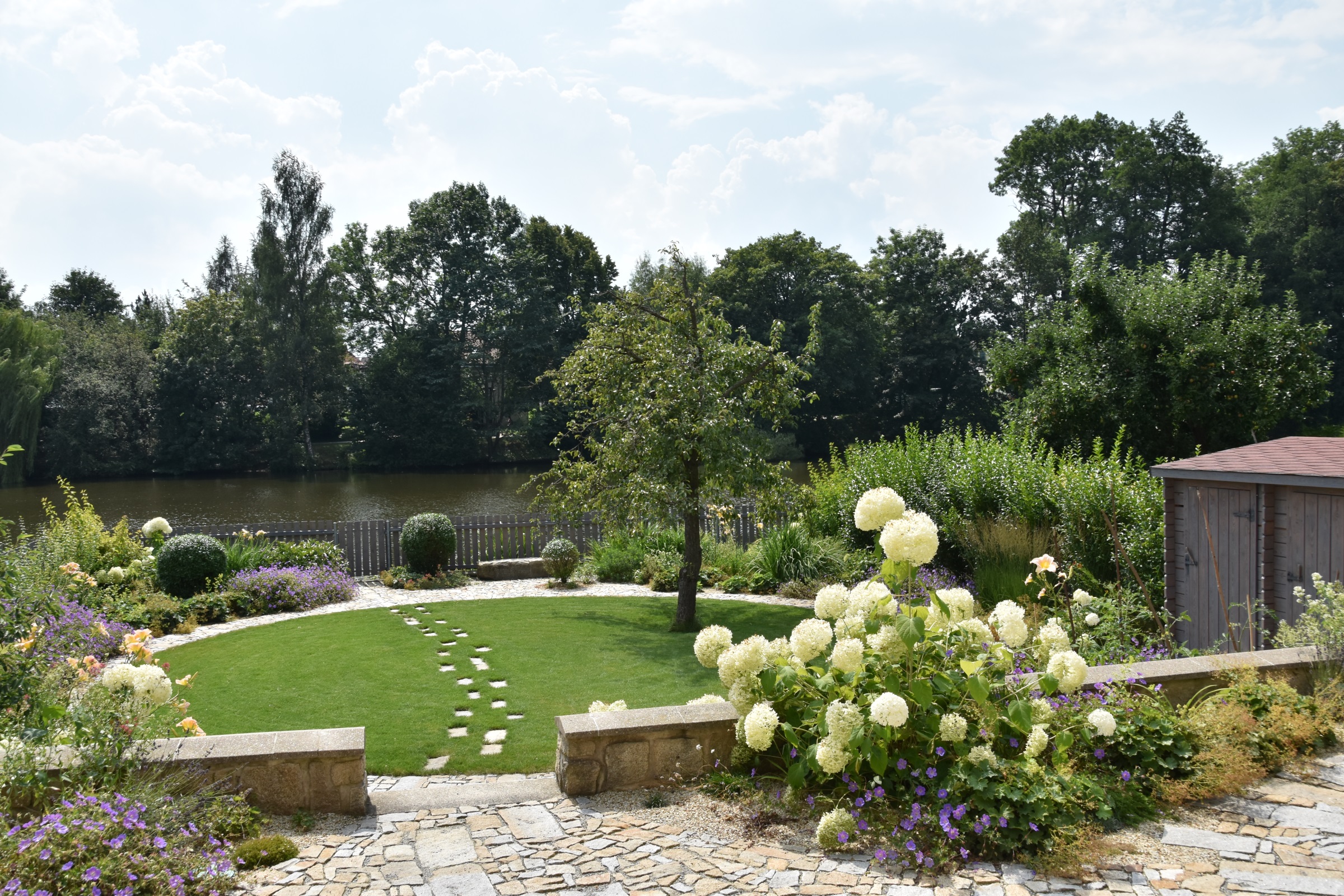 以花园为画布，私家花园设计丨捷克丨Atelier Parter-1