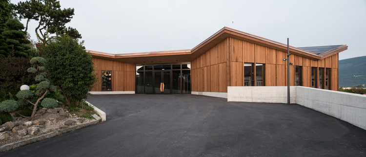 School in Port  Skop-9