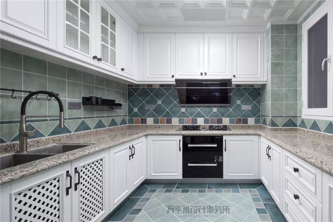 长夏方平米设计,美式平层大宅的优雅色彩碰撞-48