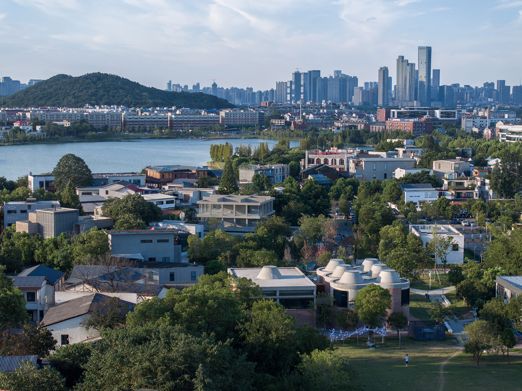 后湖艺术园麦垛空间丨中国长沙丨地方工作室+湖南大学设计研究院有限公司-4