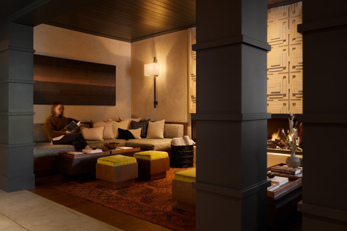 湖畔瑰宝 · 海港大酒店的现代改造丨美国密歇根丨Curioso-13