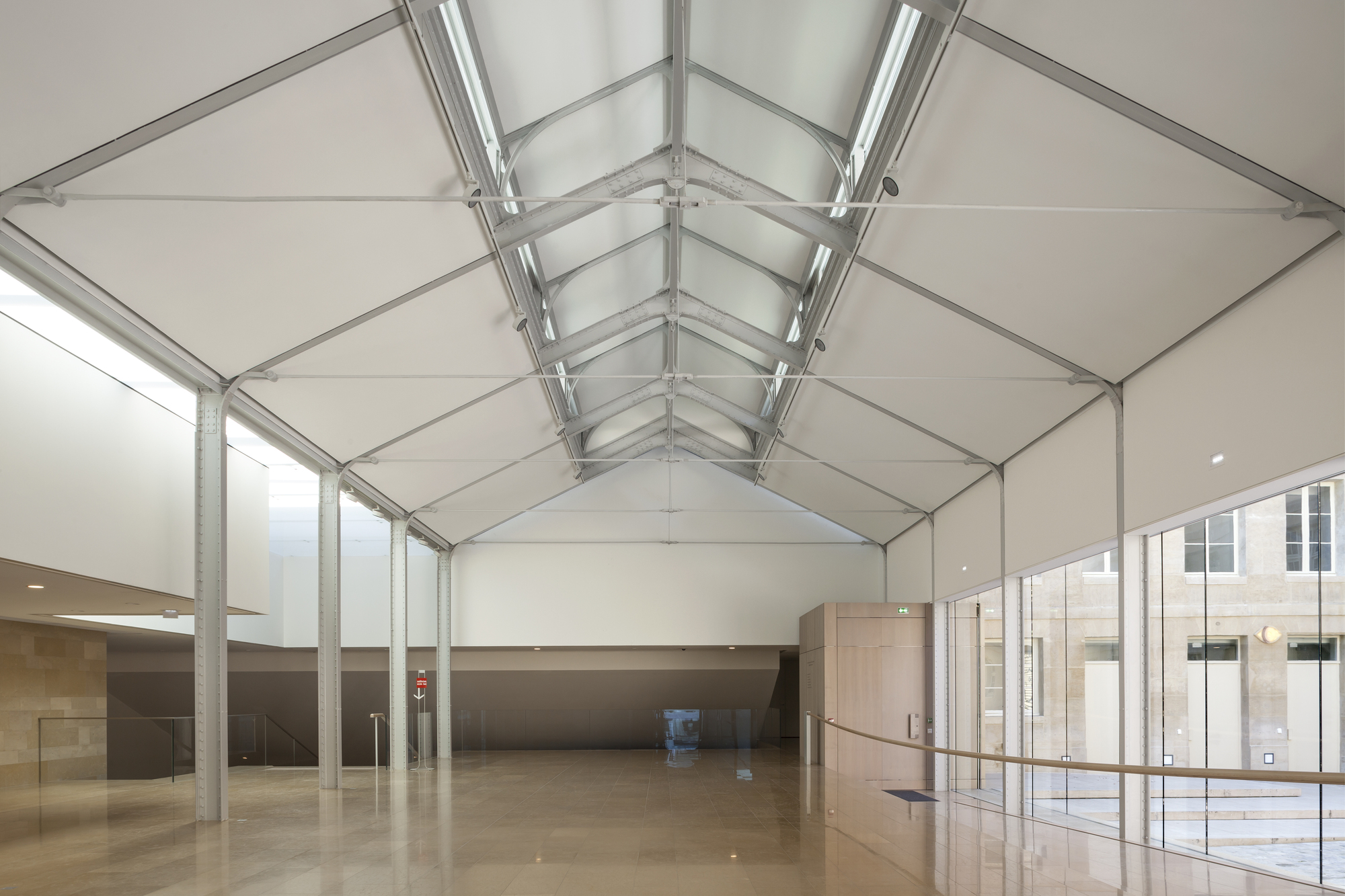 Institut de France Auditorium / Atelier Marc Barani-28