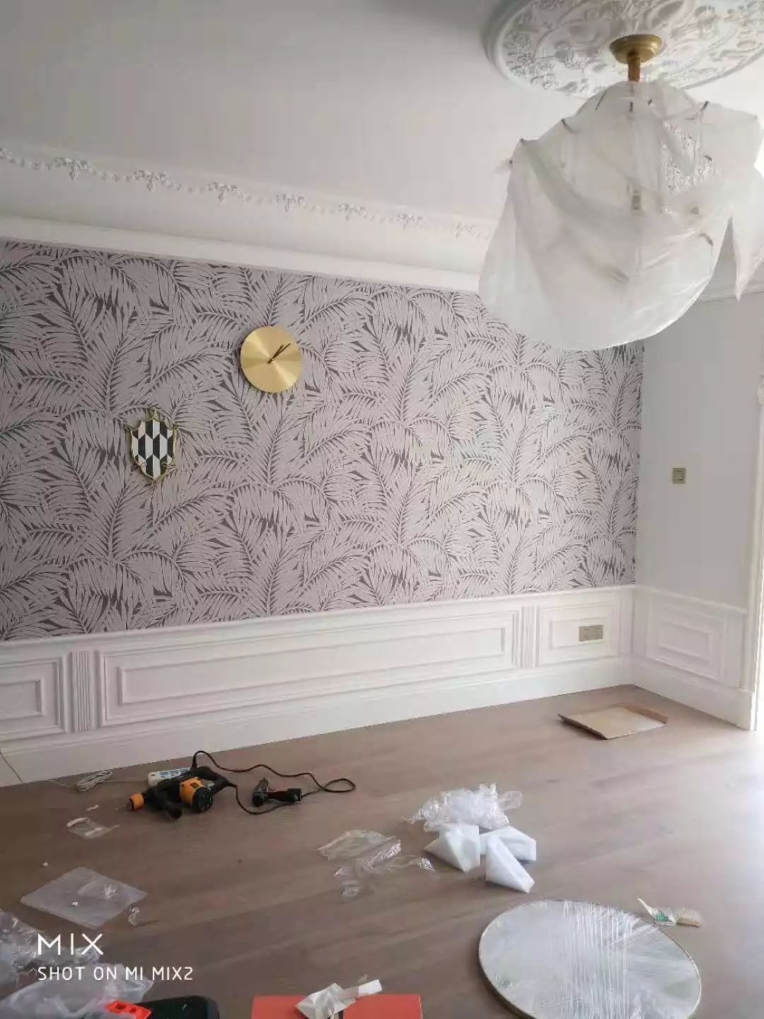 南京现代混搭风格客厅,360°旋转电视架酷炫登场-71