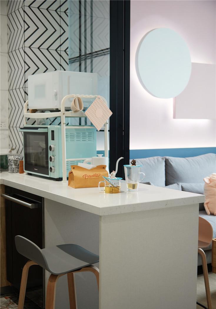 70㎡北欧风小户型极限改造,实用收纳与自然光线完美融合-8