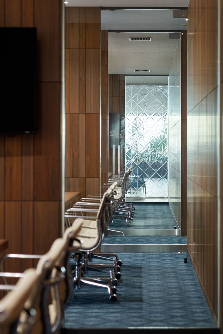 Netting Glass Lounge 2 ‐ The 2nd Group Head Office –-23