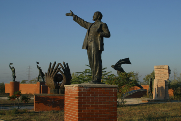 Memento Park（纪念公园）丨匈牙利布达佩斯丨匈牙利建筑师Ákos Eleőd-62