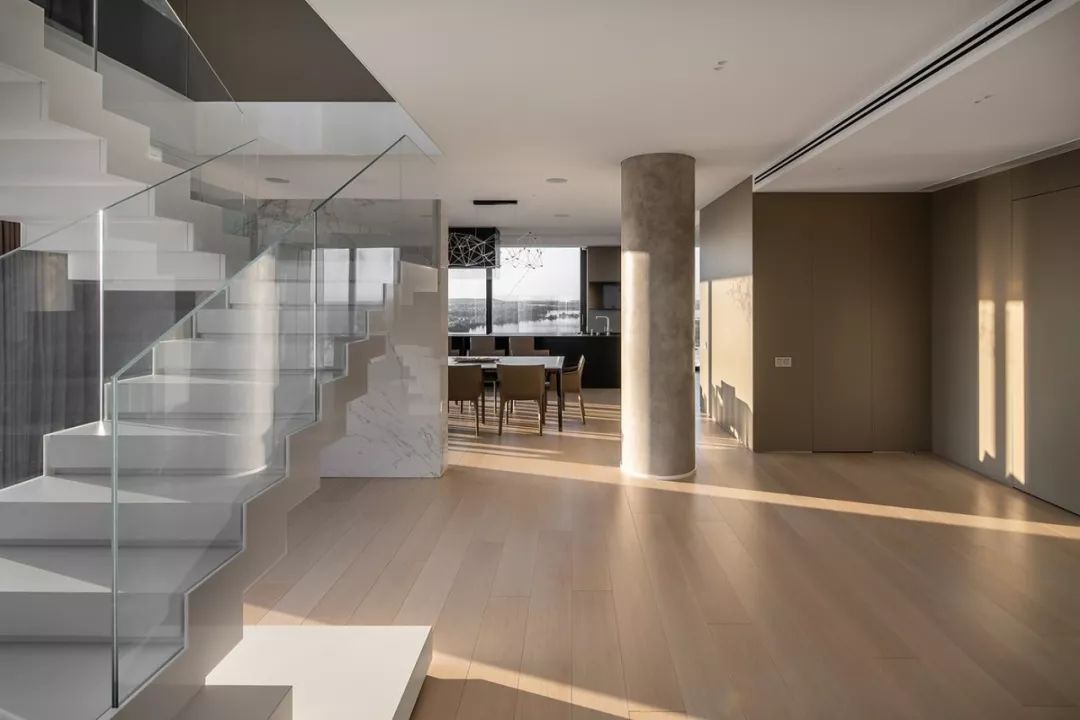 MONO architects 打造顶层公寓,诠释自由空间与光线之美-30