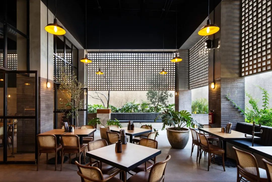 餐饮空间再利用 | 旧仓库变身高颜值餐厅-32