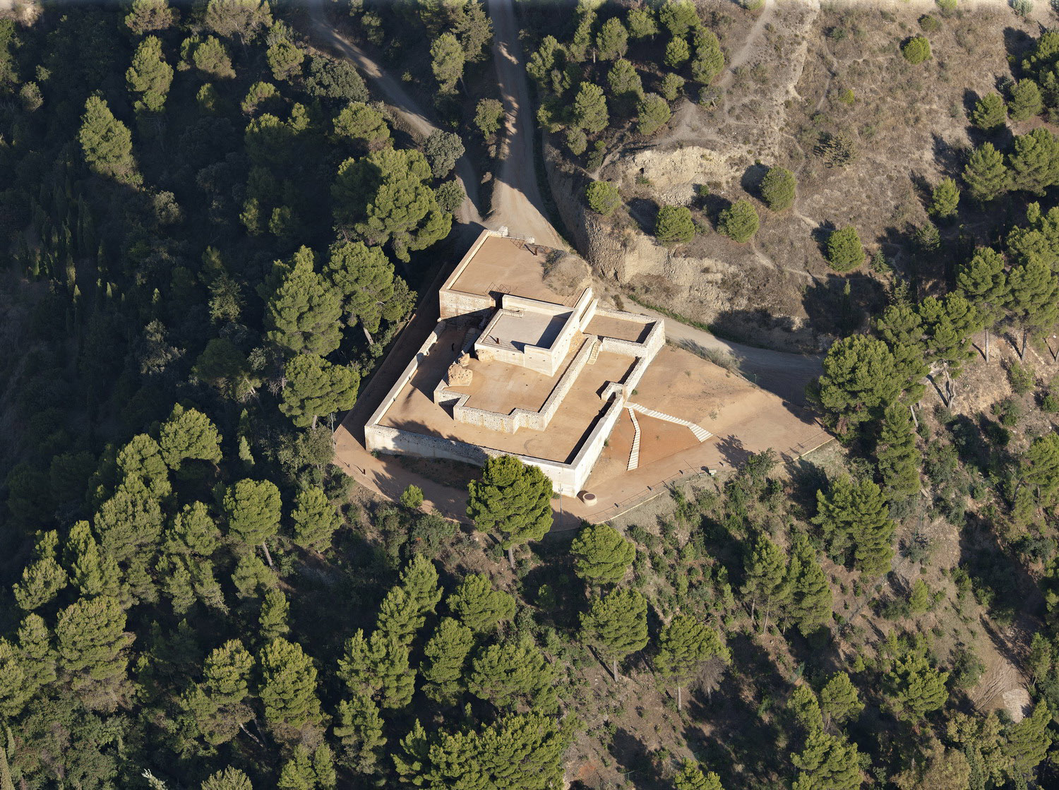 Saint Elena城堡改建工程,西班牙 / Pedro Salmerón Escobar-5