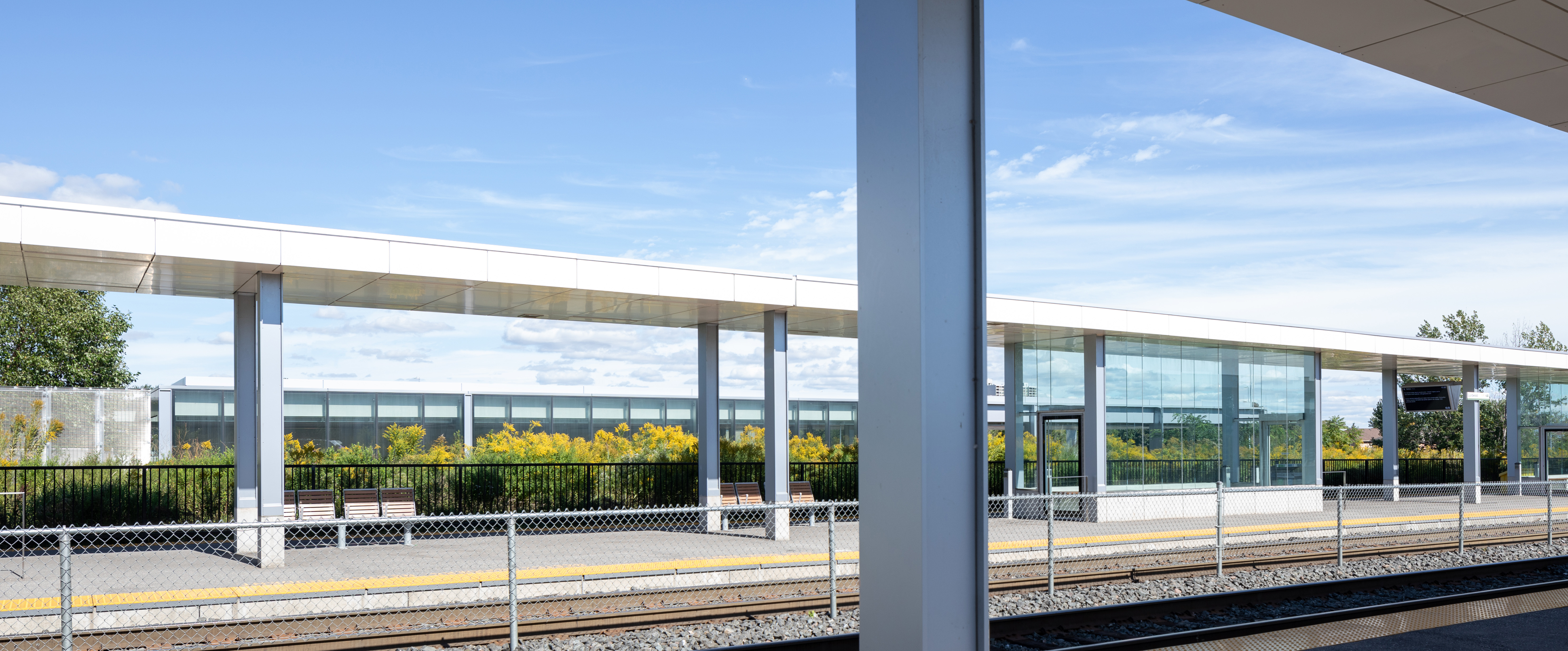 吉尔伍德 GO 车站丨加拿大多伦多-26