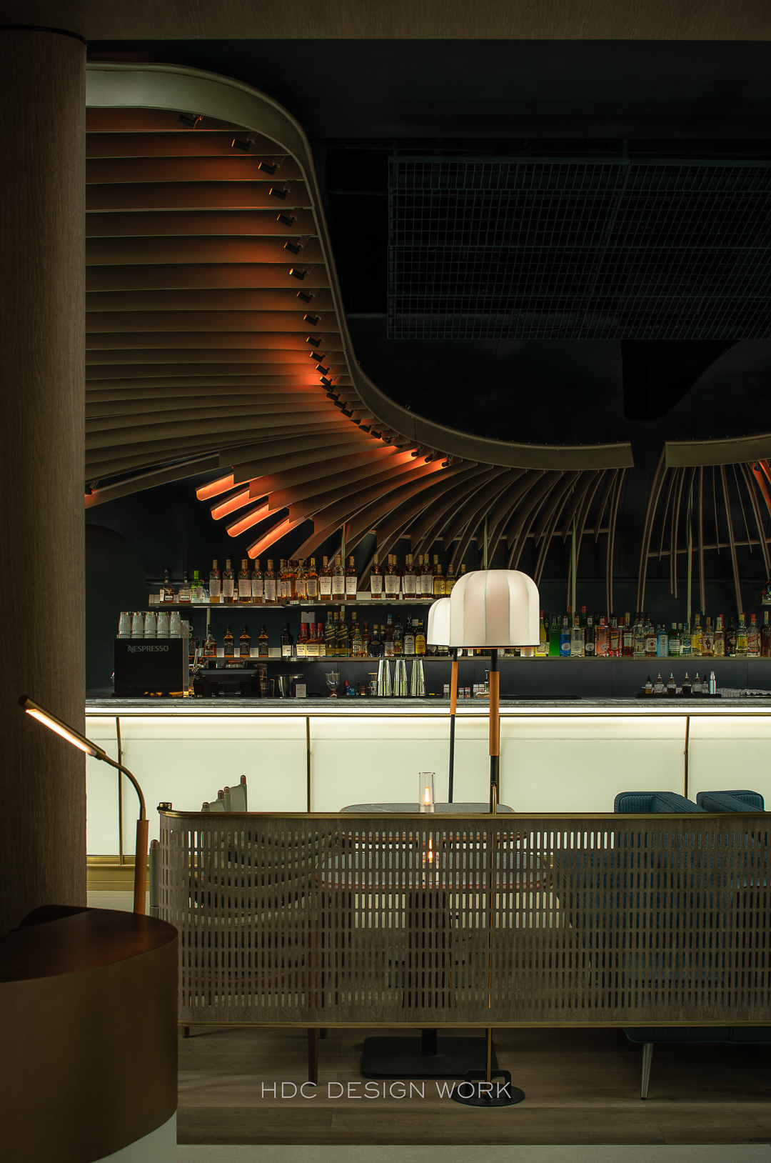 双塔映衬下的MOC餐厅丨中国成都丨唐嘉骏,刘芮言-44