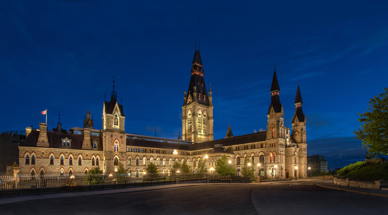 加拿大渥太华议会西区大楼外部照明项目丨Lightemotion-37