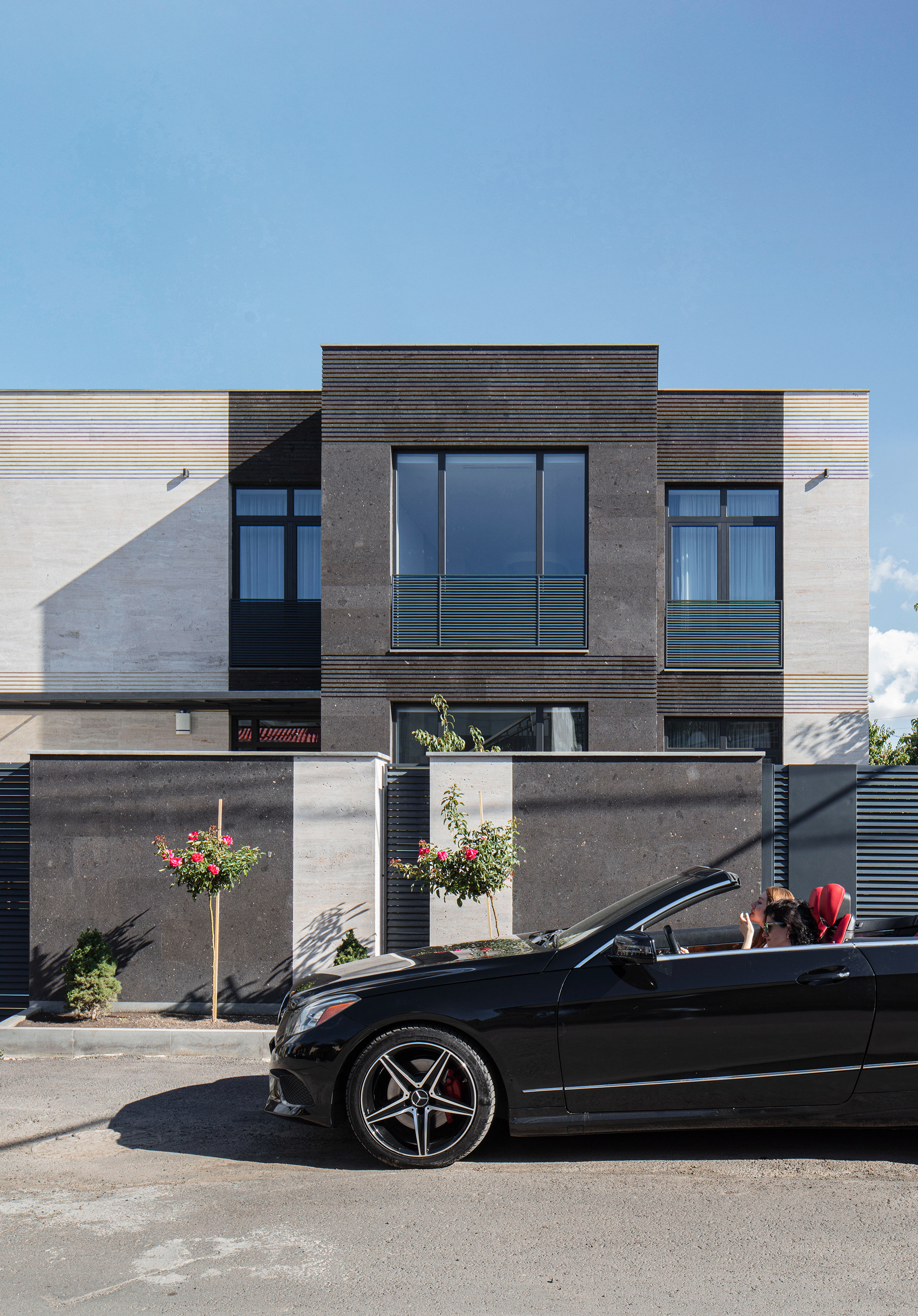 现代自然风格（注：MODERN NATURAL常见用于形容设计、装饰等领域呈现出现代与自然相结合的风格，此翻译结合常见语境若有更具体语境，可按需调整） 丨Armenia丨Futuris Architects-7