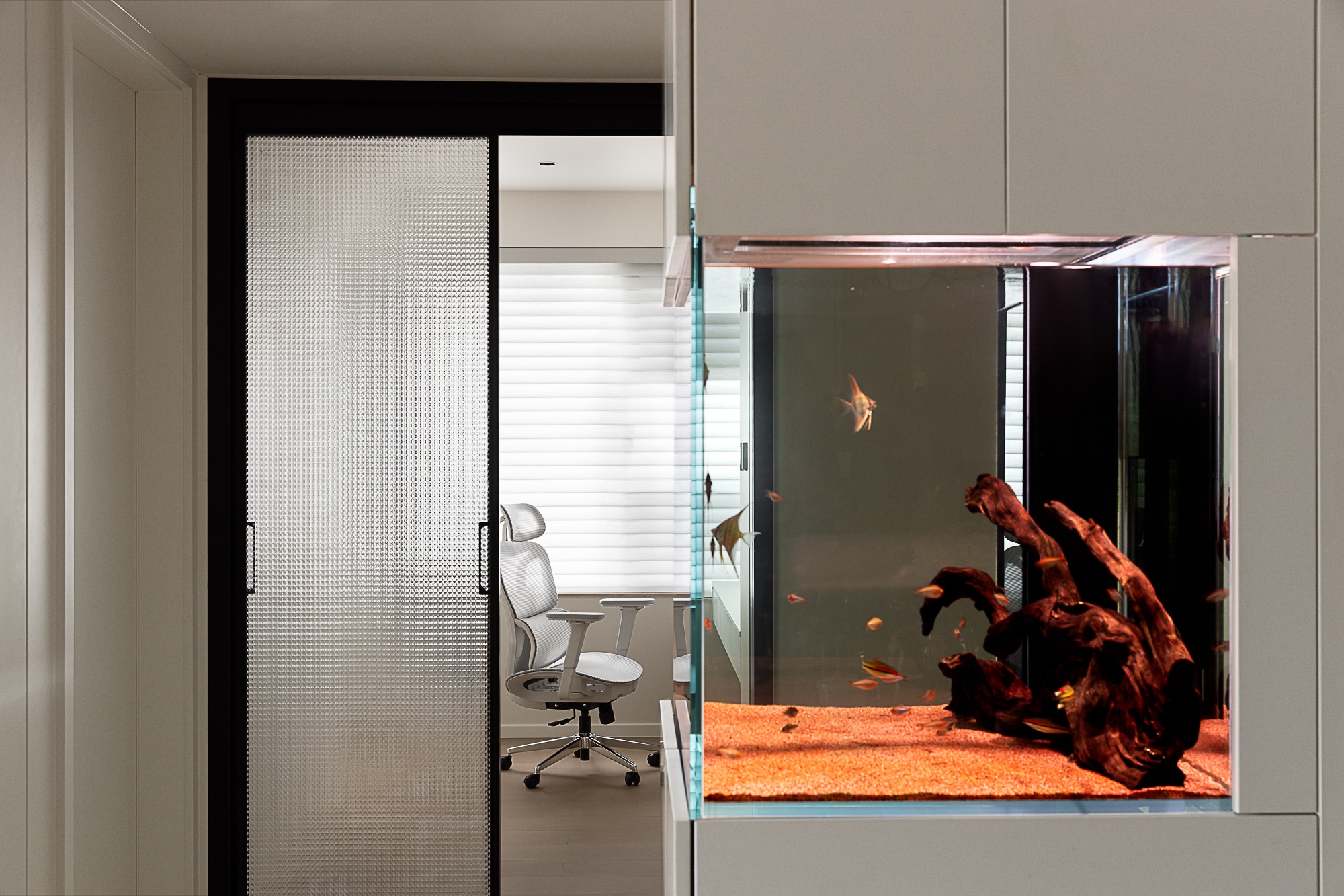 140㎡阳光容器 把光揉进每个平方的极简主义丨中国杭州丨SJD春茉空间设计-49