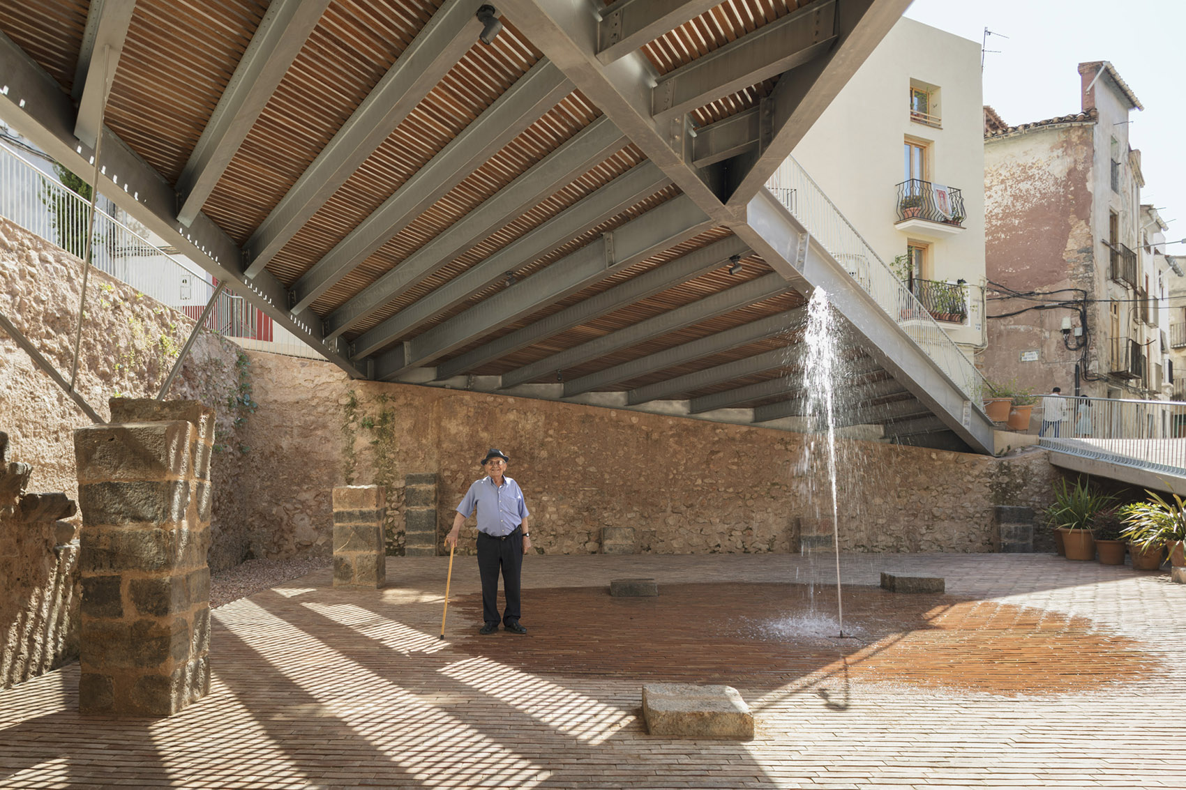 犹太教堂广场改造丨西班牙-21