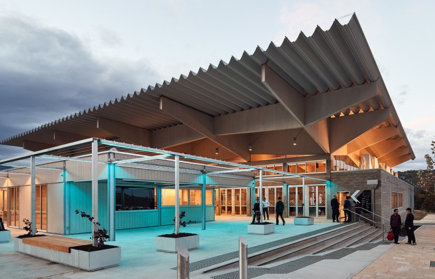 March Studio设计工作室,KINGBOROUGH 社区中心-6