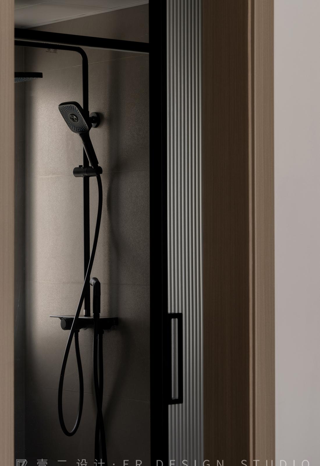 新婚夫妻的温馨之家-37