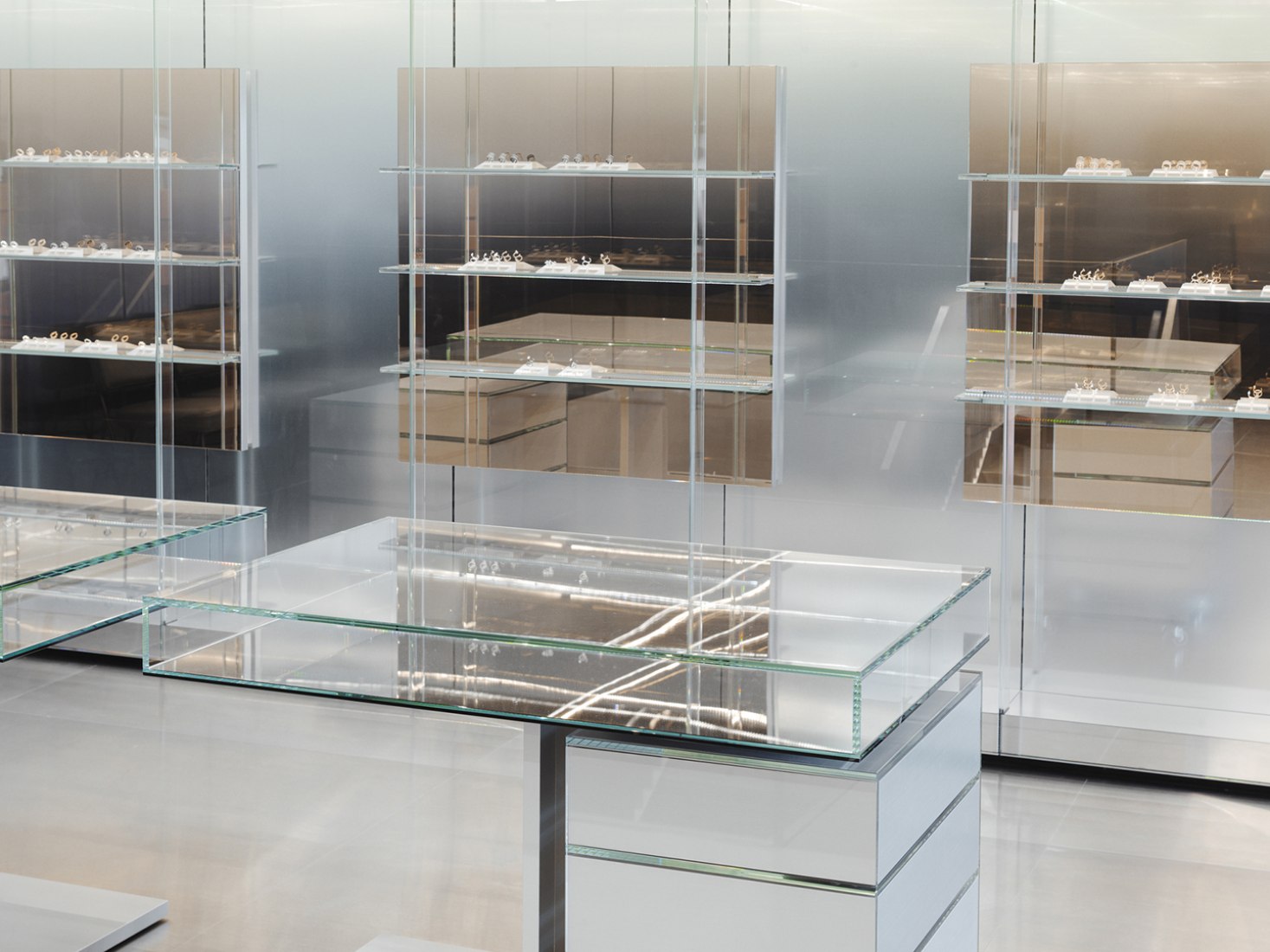 Repossi位于巴黎旺多姆广场的店铺丨法国巴黎丨OMA（大都会建筑事务所）-29