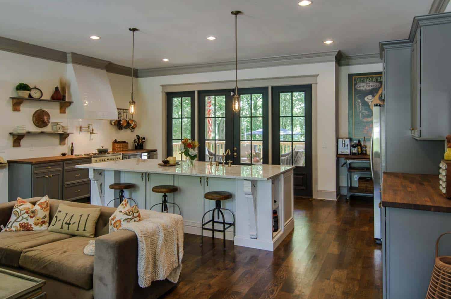 Inside an inviting cottage style house with a woodsy backdrop in Tennessee-4