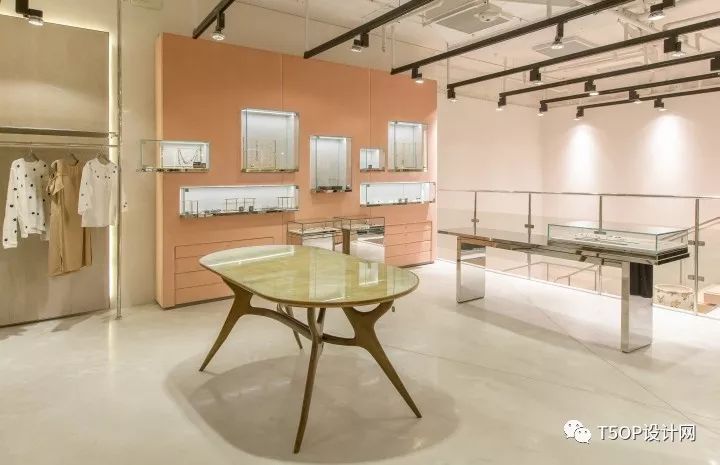 越南Runway女装概念店设计-8