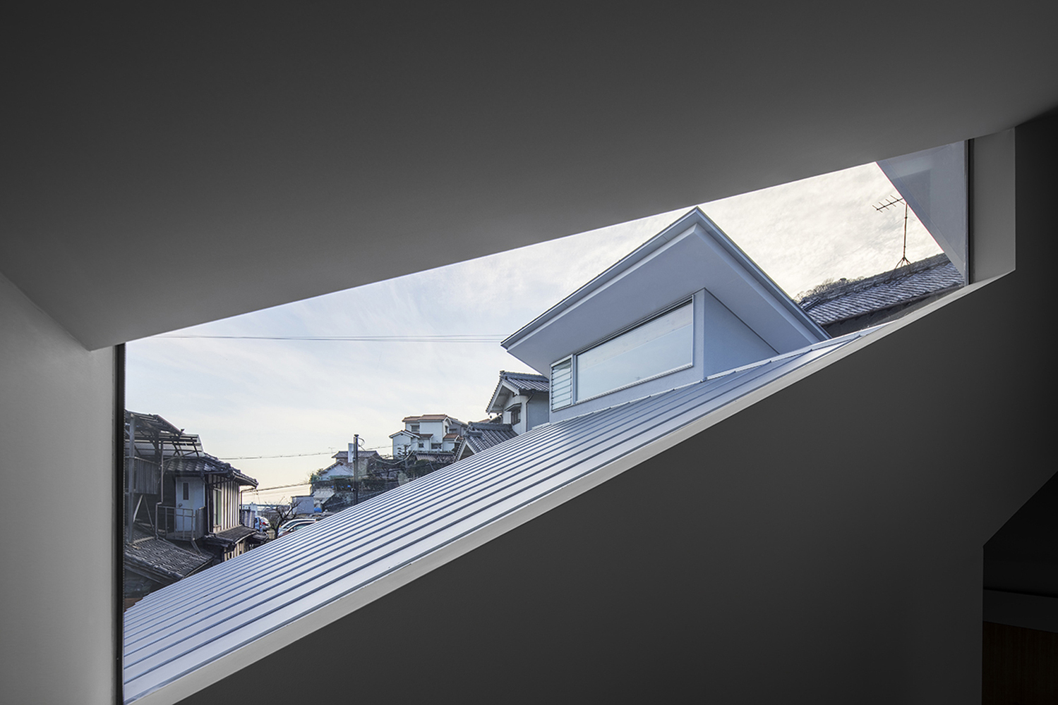 日本小村落的和谐住宅设计-33