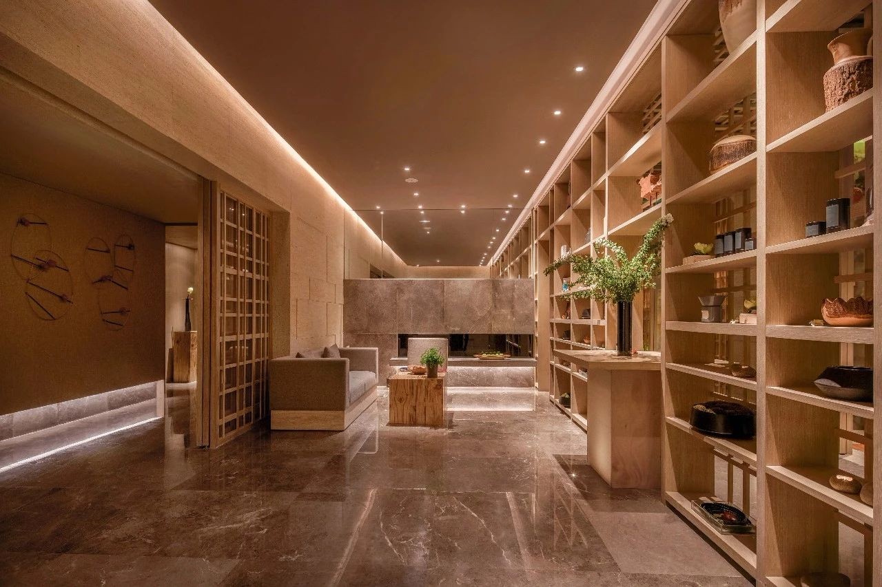 闹市中的木系SPA-8