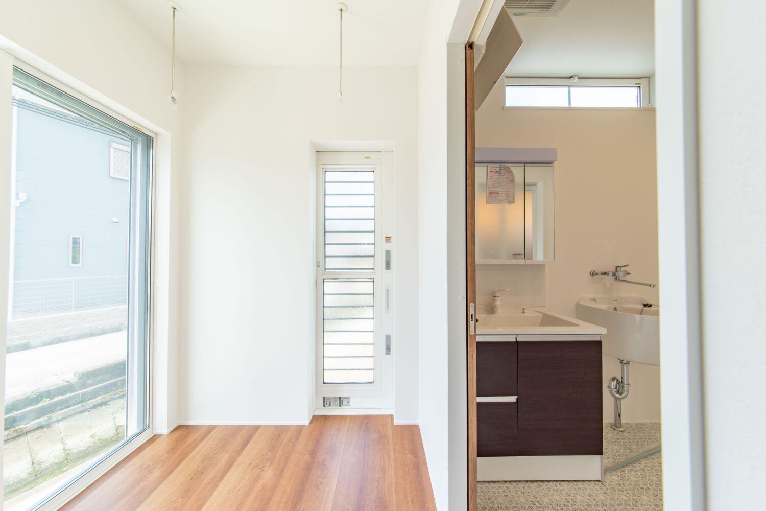 ランドリールームと物干しスペースを広く確保したフリージアの家丨日本和歌山丨ロイヤルホームズ-47