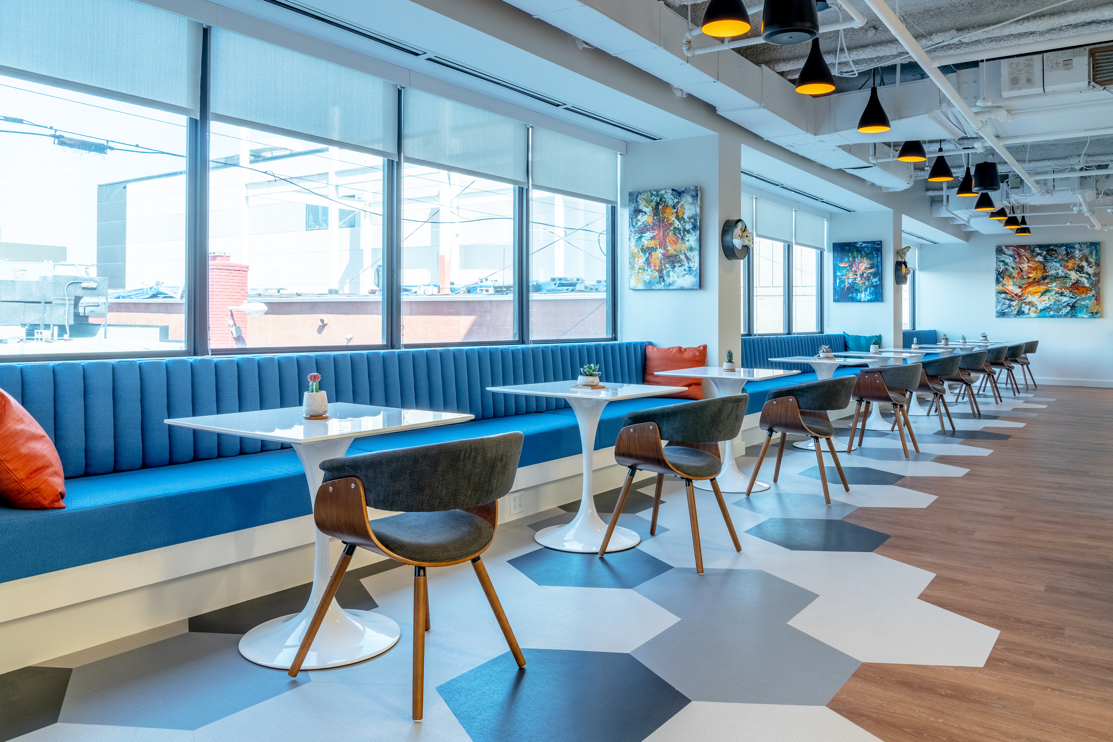 创新共享空间“Two Birds”-11