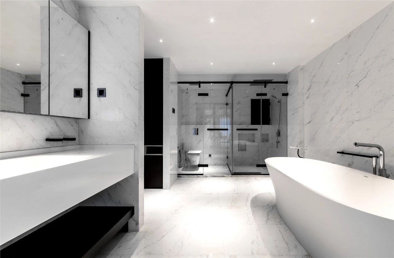 用大理石装点别墅, 黑与白的精致美-32