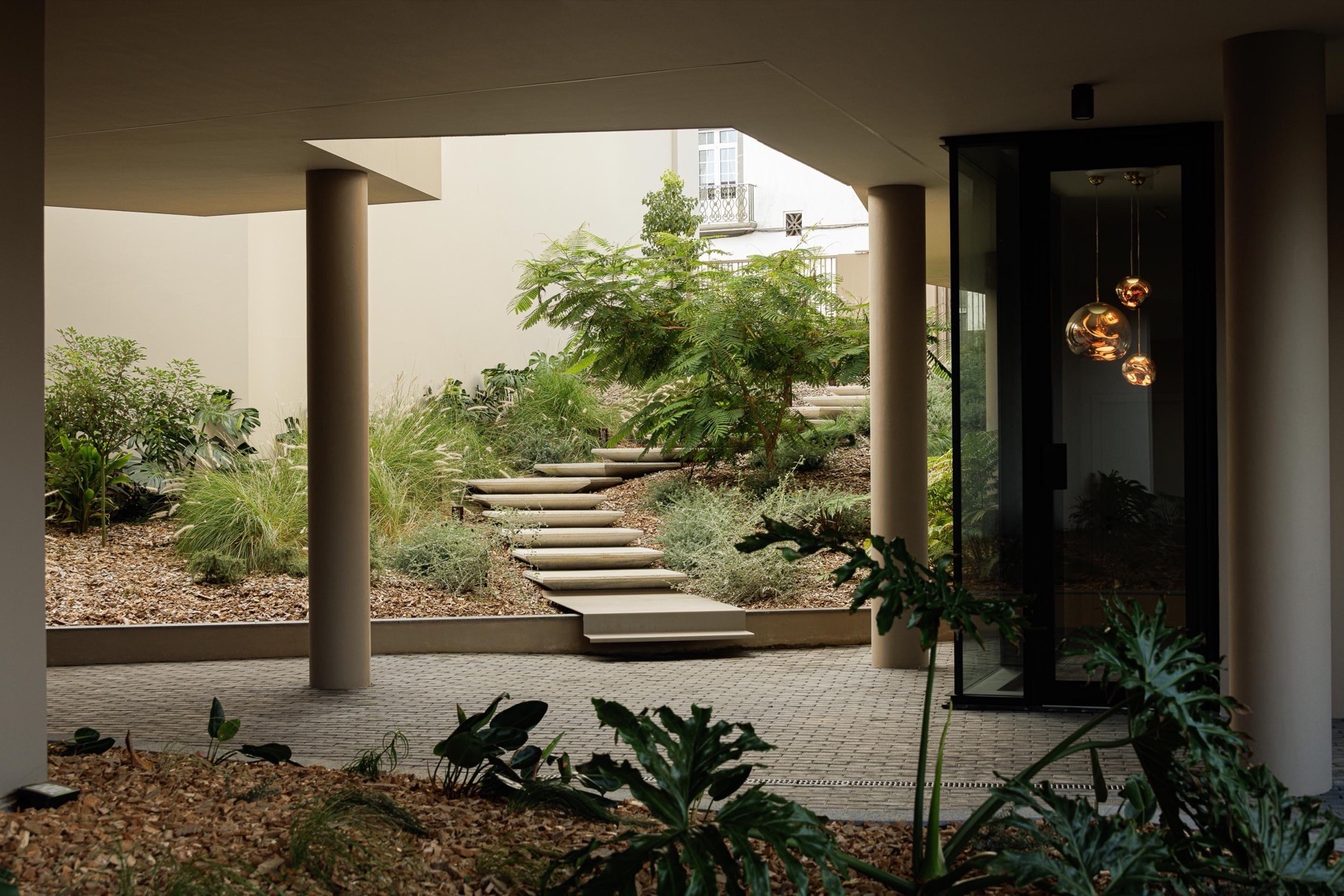 ERNESTO DO CANTO住宅区丨葡萄牙蓬塔德尔加达丨BOX arquitectos-58