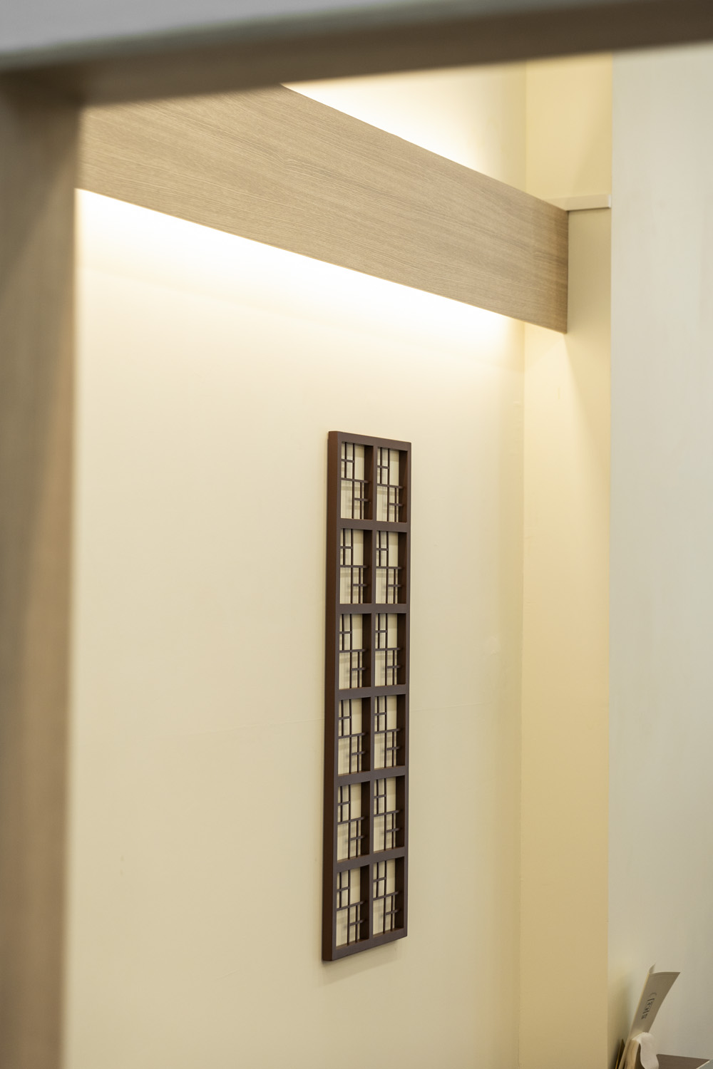 白色与木质，极简主义餐厅设计-18