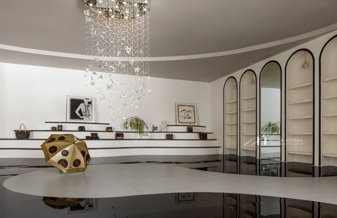 Miss Vintage 奢侈品集合店丨中国重庆丨岭众联合田艾灵设计-30