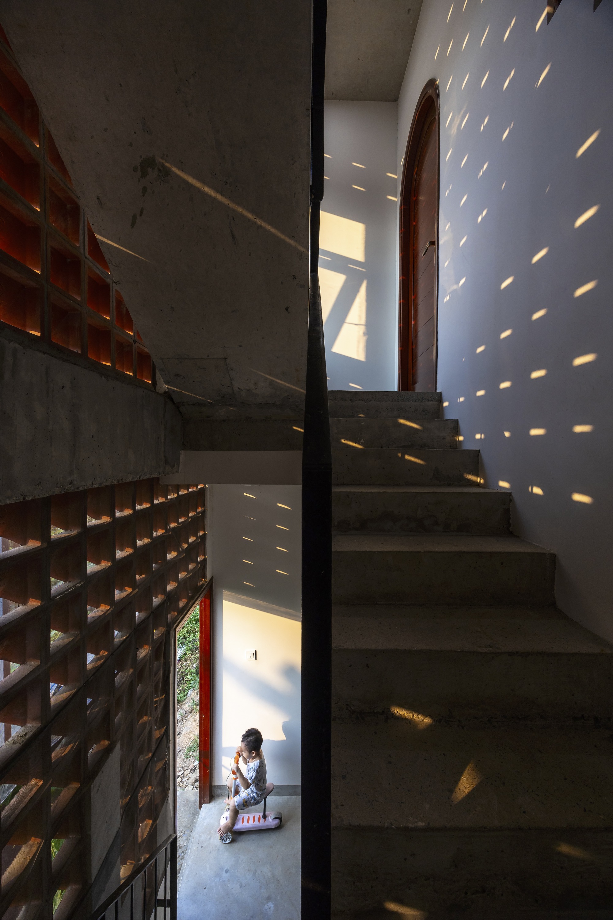 鸟巢屋丨越南丨Ho Khue Architects-37