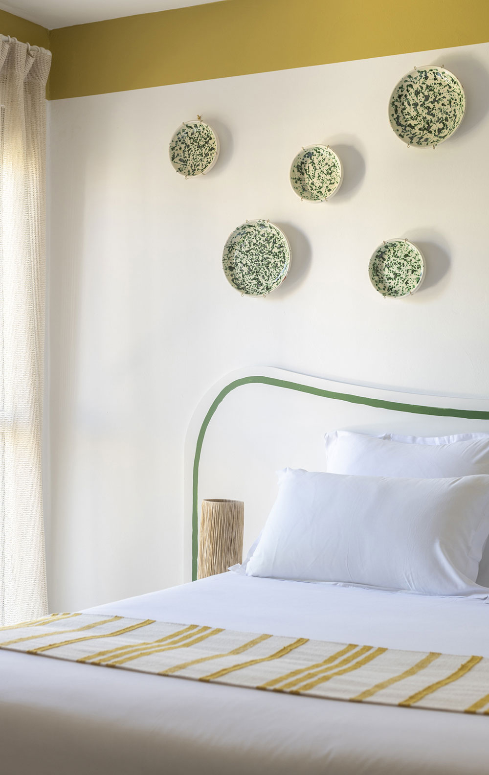 南法海岸的明亮度假酒店设计-10