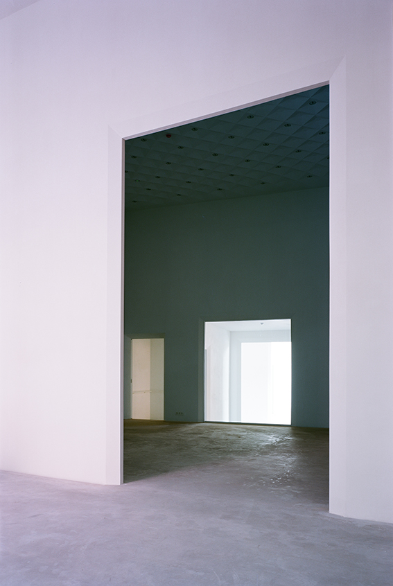 Z33 艺术馆 · 静谧之墙与城市对话-88